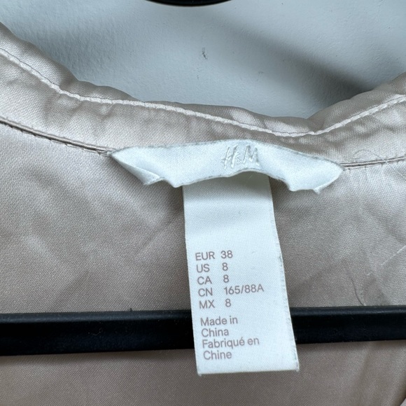 Beige H&M Silky Buttoned Blouse - Picture 2 of 2